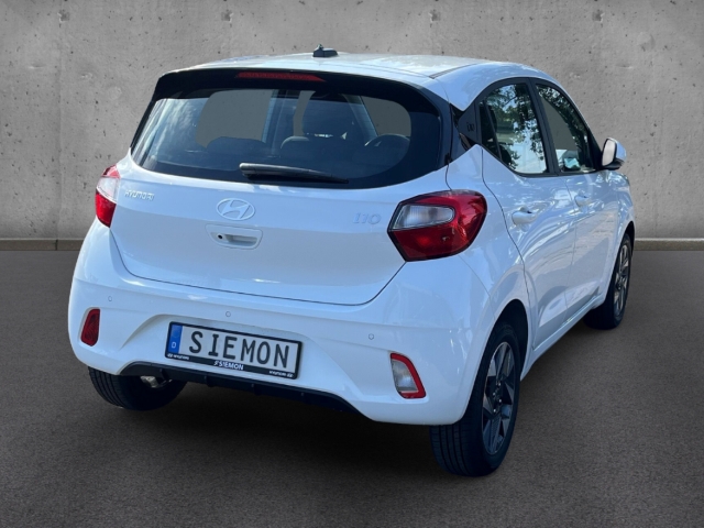 Fahrzeugabbildung Hyundai i10 FL MY25 1.0 5-AMT Trend Navi Apple CarPlay Android Auto Musikstreaming DAB SHZ