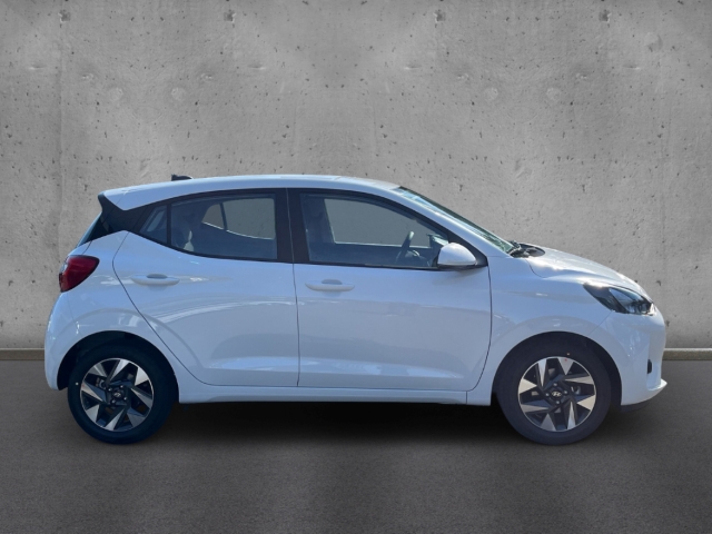 Fahrzeugabbildung Hyundai i10 FL MY25 1.0 5-AMT Trend Navi Apple CarPlay Android Auto Musikstreaming DAB SHZ