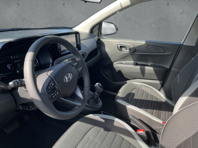 Fahrzeugabbildung Hyundai i10 FL MY25 1.0 5-AMT Trend Navi Apple CarPlay Android Auto Musikstreaming DAB SHZ