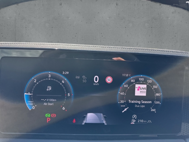 Fahrzeugabbildung Volkswagen Tiguan 2.0 TDI Energy IQ.LIGHT AHK Navi ACC SHZ