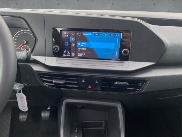 Fahrzeugabbildung Volkswagen Caddy Kombi 1.5 TSI LED SHZ Tempo AppConn Climat