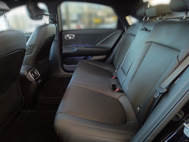 Fahrzeugabbildung Hyundai IONIQ 6 77,4kWh 4WD UNIQ HUD Navi Digitales Cockpit Memory Sitze Soundsystem Bose