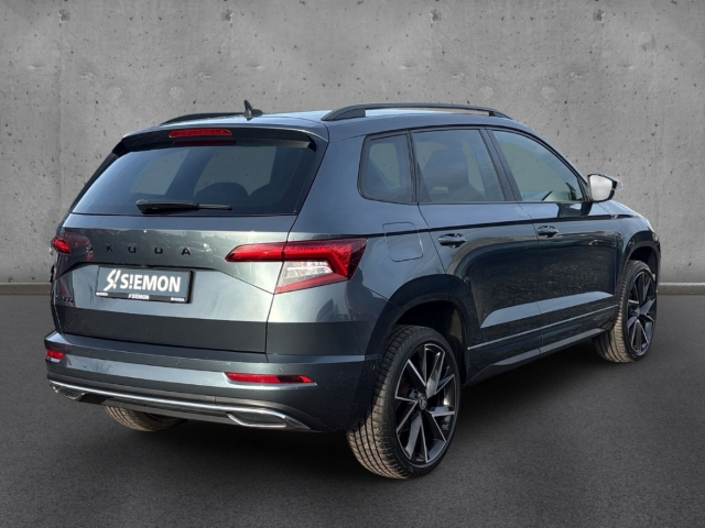 Fahrzeugabbildung SKODA Karoq 1.5 TSI DSG Sportline LED Navi Kamera Cant AD Digitales Cockpit Soundsystem