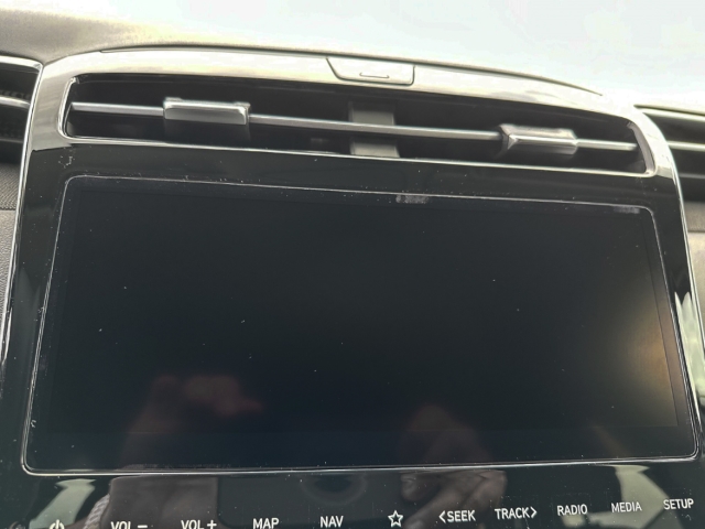 Fahrzeugabbildung Hyundai TUCSON PHEV 1.6 T-GDi 4WD A/T TREND el. Heckklappe Navi digitales Cockpit LED