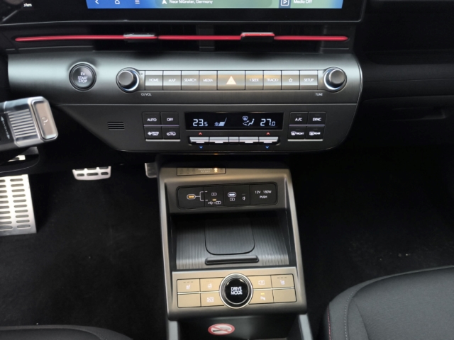 Fahrzeugabbildung Hyundai KONA EV SX2 65kWh MY25 N-LINE el.Heckklappe Navi digitales Cockpit LED ACC Apple CarPlay