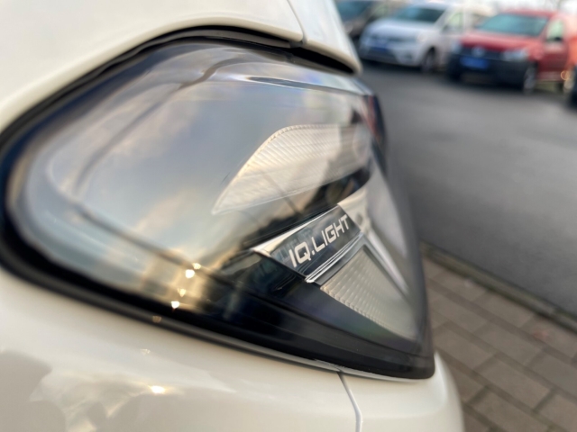 Fahrzeugabbildung Volkswagen ID.4 GTX Wärmepumpe AHK Navi HuD EasyOpen 360°K ACC