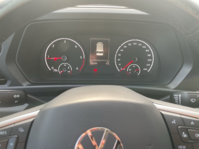 Fahrzeugabbildung Volkswagen Caddy Cargo Basis AHK ACC PDCv+h SHZ Navi BT