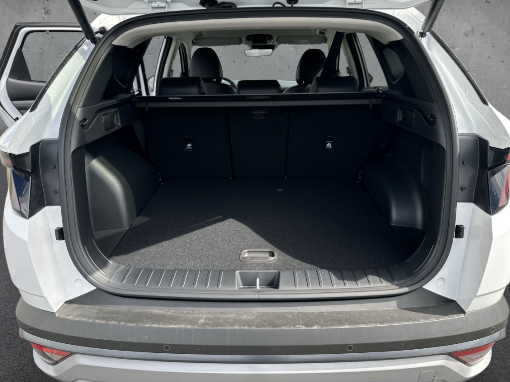 Fahrzeugabbildung Hyundai TUCSON FL MY26 1.6 T-GDi 7-DCT 2WD Prime HUD Navi Leder Digitales Cockpit Soundsystem Klimasitze