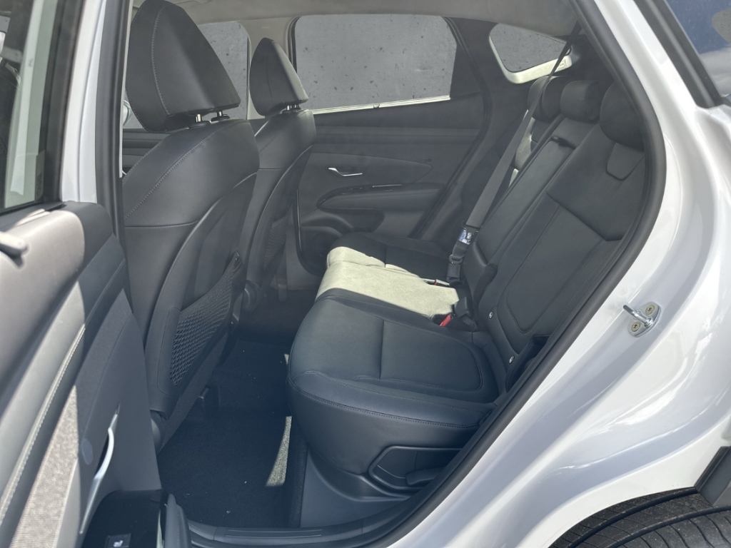 Fahrzeugabbildung Hyundai TUCSON FL MY26 1.6 T-GDi 7-DCT 2WD Prime HUD Navi Leder Digitales Cockpit Soundsystem Klimasitze