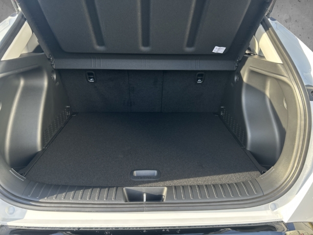 Fahrzeugabbildung Hyundai KONA EV MJ26 SX2 Select 49 kWh Navi LED ACC Apple CarPlay Android Auto Mehrzonenklima