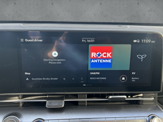 Fahrzeugabbildung Hyundai KONA EV MJ26 SX2 Select 49 kWh Navi LED ACC Apple CarPlay Android Auto Mehrzonenklima