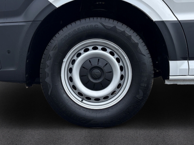 Fahrzeugabbildung Volkswagen Crafter 2.0TDI 35 Kasten Frontantrieb 8-Gang Automatik