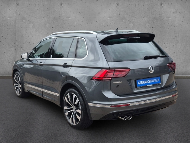 Fahrzeugabbildung Volkswagen Tiguan 1.5 TSI R-Line Highline NAVI el Heck SHZ