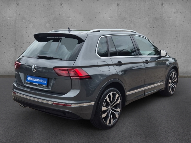 Fahrzeugabbildung Volkswagen Tiguan 1.5 TSI R-Line Highline NAVI el Heck SHZ