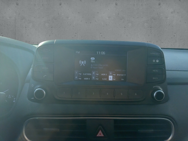Fahrzeugabbildung Hyundai KONA 1.0 T-GDI Select Bluetooth Tempomat Klima