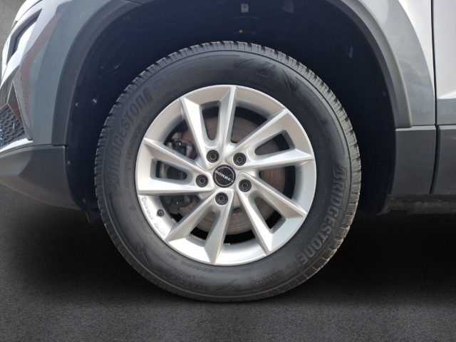 Fahrzeugabbildung SKODA Karoq TDI 4x4 DSG Style AHK Pano Nav ACC SHZ Kam