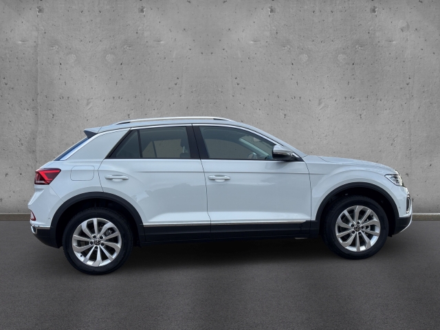 Fahrzeugabbildung Volkswagen T-Roc 1.5 TSI DSG Style LED+ ACC SHZ PDC AppConn