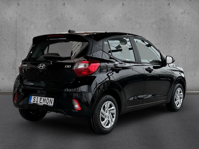 Fahrzeugabbildung Hyundai i10 FL MY25 1.0 GDi SELECT Navi Rückfahrkam BT DAB Android Auto Apple CarPlay