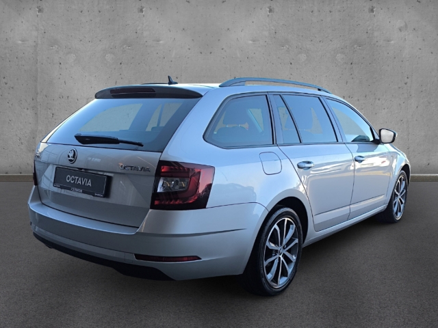 Fahrzeugabbildung SKODA Octavia Combi 1.5 TSI Soleil LED Navi Kamera