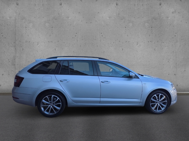 Fahrzeugabbildung SKODA Octavia Combi 1.5 TSI Soleil LED Navi Kamera