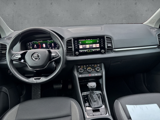 Fahrzeugabbildung SKODA Karoq TDI 4x4 DSG Tour LED Navi Temp SHZ LHZ PDC