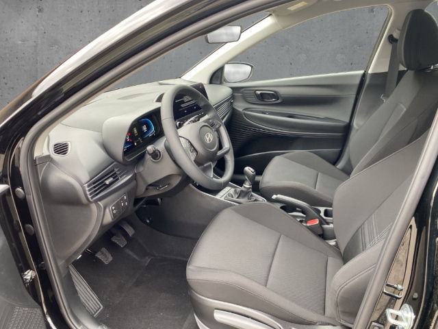 Fahrzeugabbildung Hyundai BAYON 1.0 T-Gdi Select MJ25 DAB Navi Kamera Apple CarPlay Fernlichtass. Verkehrszeichenerk.