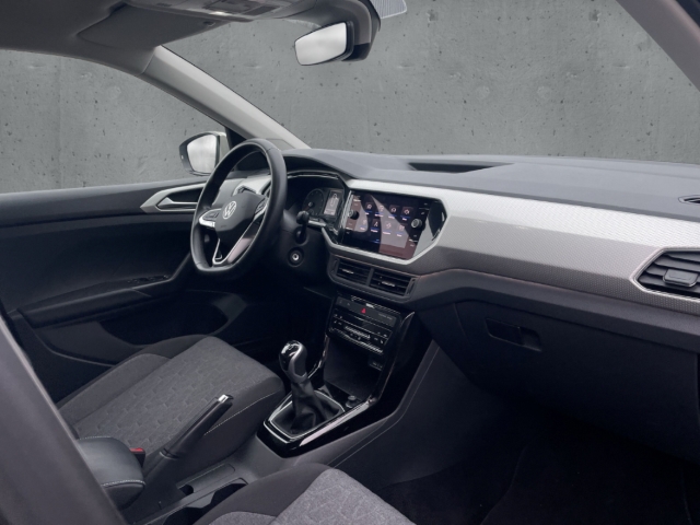 Fahrzeugabbildung Volkswagen T-Cross 1.0 TSI Move AHK SHZ PDCv+h App-Connect