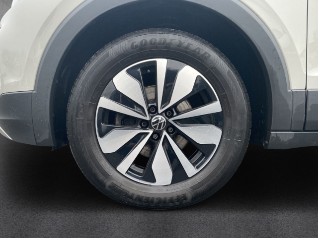 Fahrzeugabbildung Volkswagen T-Cross 1.0 TSI Move AHK SHZ PDCv+h App-Connect