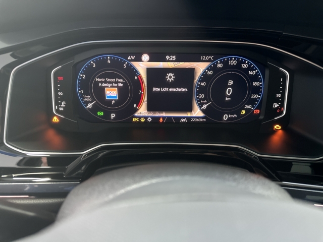 Fahrzeugabbildung Volkswagen Polo 1.0 TSI DSG Style IQ.LIGHT Navi ACC SHZ PDC