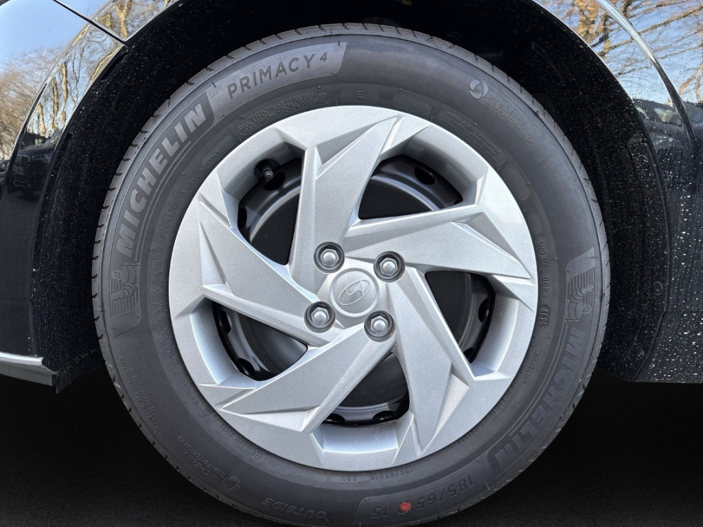 Fahrzeugabbildung Hyundai i20 FL MY26 1.0 T-GDi Select Navi DAB Rückfahrkamera Apple CarPlay Android Auto