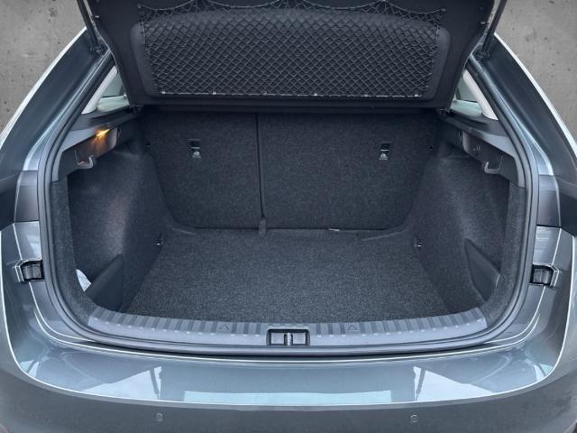 Fahrzeugabbildung SKODA Scala 1.0 TSI SELECTION LED Temp SHZ PDC Klima