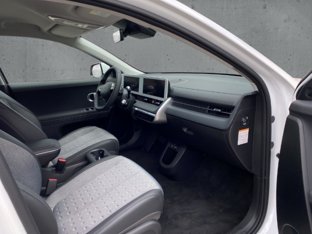 Fahrzeugabbildung Hyundai IONIQ 5 58kWh 2WD TECHNIQ Navi digitales Cockpit LED ACC El. Heckklappe Apple CarPlay