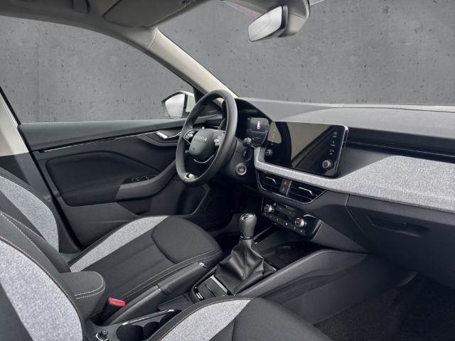 Fahrzeugabbildung SKODA Kamiq 1.0 TSI SELECTION LED SHZ Temp PDC Klima