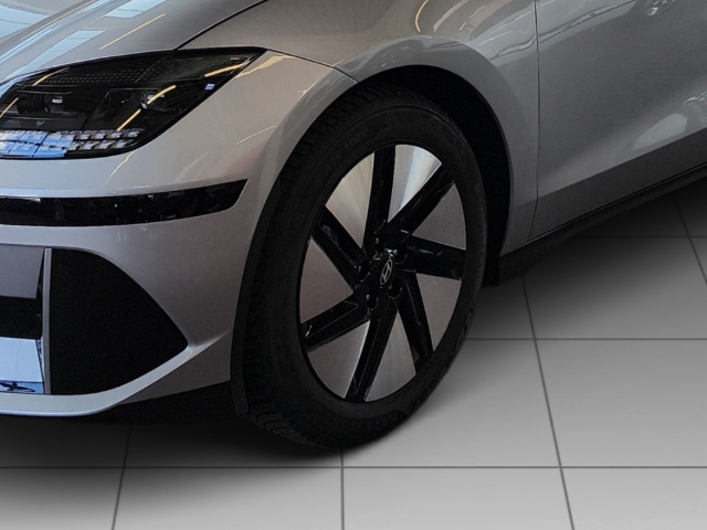 Fahrzeugabbildung Hyundai IONIQ 6 77,4kWh 4WD TECHNIQ Glasschiebedach HUD Navi Digitales Cockpit LED Blendfreies Fernl.