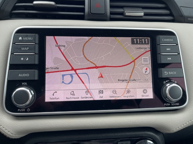 Fahrzeugabbildung Nissan Micra 1.0 IG-T Tekna NAVI SHZ LM KAMERA AROUND VIEW