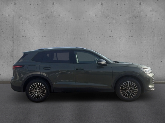 Fahrzeugabbildung Volkswagen Tiguan 1.5 eTSI Energy AHK Navi 360 Kam ACC elek