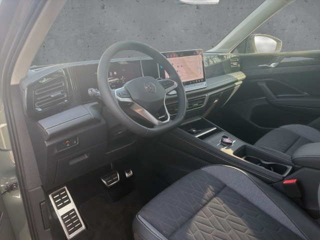 Fahrzeugabbildung Volkswagen Tiguan 1.5 eTSI Energy AHK Navi 360 Kam ACC elek