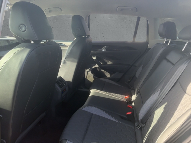 Fahrzeugabbildung Volkswagen Tiguan 1.5 eTSI Energy AHK Navi 360 Kam ACC elek