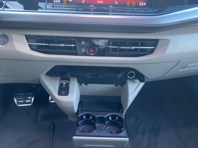 Fahrzeugabbildung Volkswagen T7 Multivan Goal 7-Sitzer LM19 EasyOpen LED Navi AHK