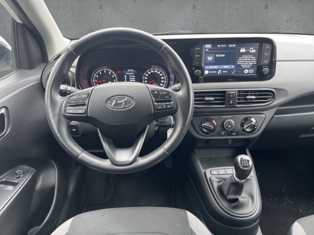 Fahrzeugabbildung Hyundai i10 1.0 EDITION 30 LMF DAB+ Bluet. SHZ Apple CarPlay Android Auto