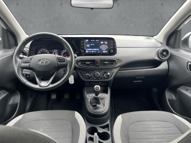 Fahrzeugabbildung Hyundai i10 1.0 EDITION 30 LMF DAB+ Bluet. SHZ Apple CarPlay Android Auto