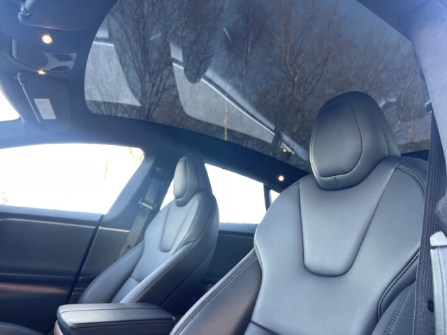 Fahrzeugabbildung Tesla Model S max. Reichweite 100 kWh Pano Leder Navi