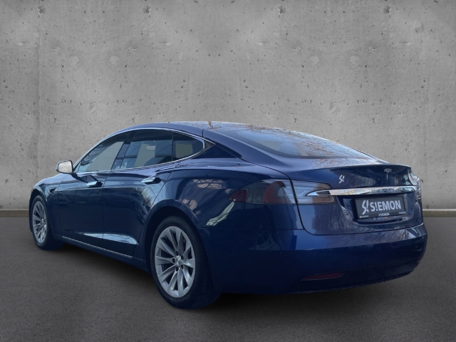 Fahrzeugabbildung Tesla Model S max. Reichweite 100 kWh Pano Leder Navi