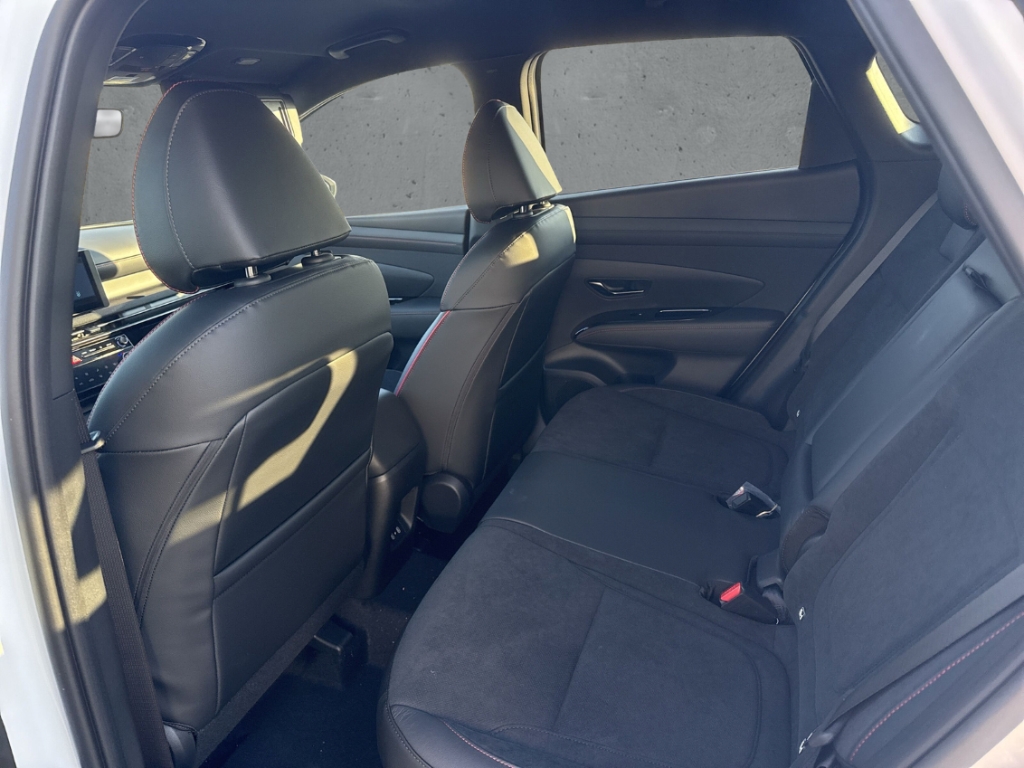 Fahrzeugabbildung Hyundai TUCSON FL MY26 1.6 HEV AT 2WD N-Line Navi Digitales Cockpit LED ACC