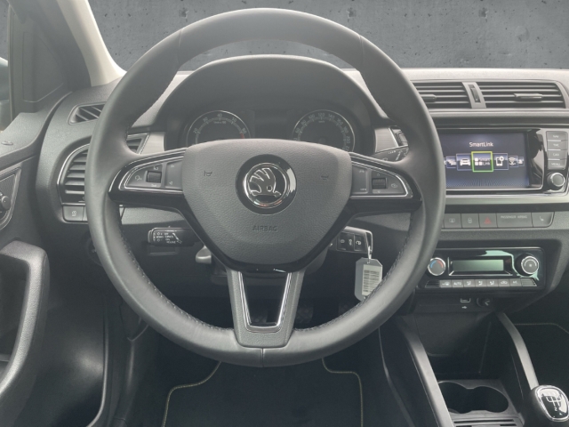 Fahrzeugabbildung SKODA Fabia TSI Soleil Klima LED Navi PDC SHZ GRA