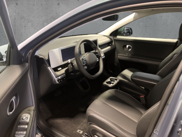 Fahrzeugabbildung Hyundai IONIQ 5 4WD 77,4kWh TECHNIQ Navi Leder Klimasitze LED RKam LM19