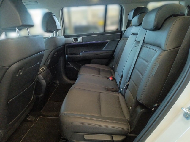 Fahrzeugabbildung Hyundai SANTA FE Hybrid 1.6 2WD Signature Dig-Key 7-Sitze MY25 Niveau Navi Leder Digitales Cockpit