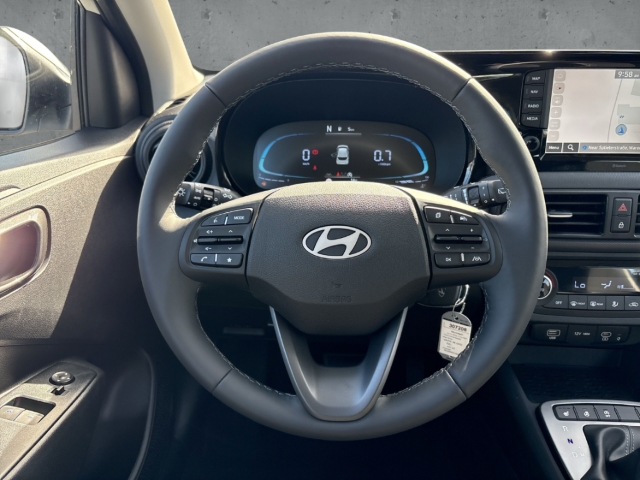 Fahrzeugabbildung Hyundai i10 FL 1.0 5-AMT Trend Komfortpaket Navi Apple CarPlay Android Auto Klimaautom Musikstreaming