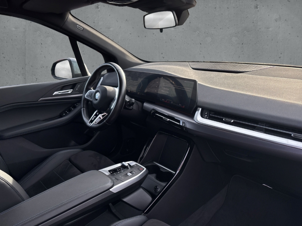 Fahrzeugabbildung BMW 218 Active Tourer M Sport Virt Temp Pdc Alcanta