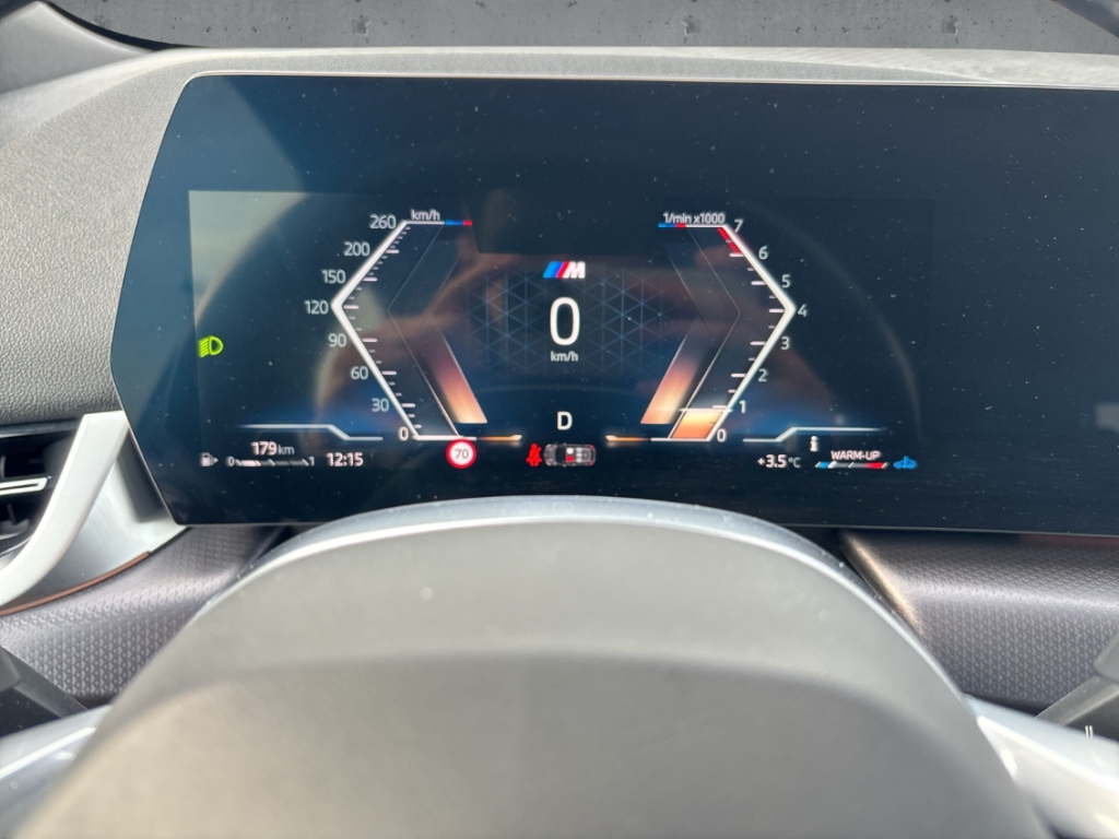 Fahrzeugabbildung BMW 218 Active Tourer M Sport Virt Temp Pdc Alcanta